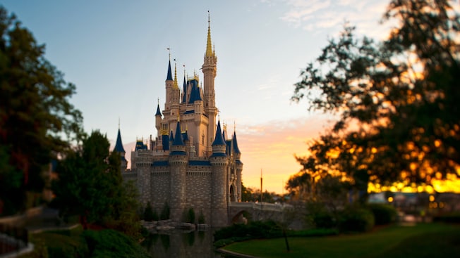 Vacation Deals 4 Days In Orlando 2 Bedroom 100 Theme